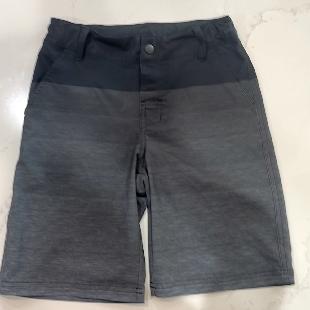 Art Class boys swim trunks size 12
